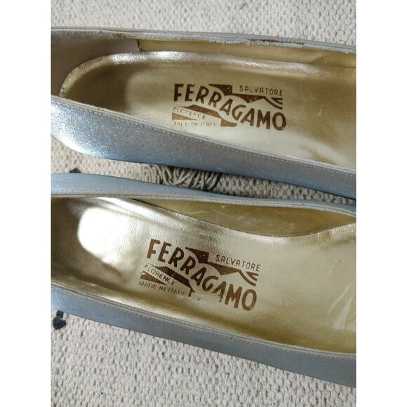 Vintage VTG Salvatore Ferragamo Florence Ice Blue Slip on Pumps Size 9.5 - Picture 10 of 12
